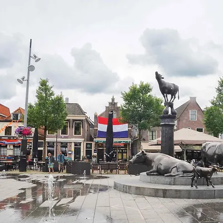 Koemarkt 호텔
